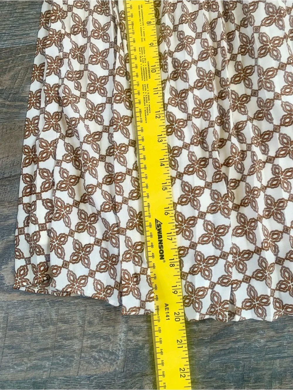 Pleated Preppy J.Crew Brown Tile Patterned Women’s Skirt